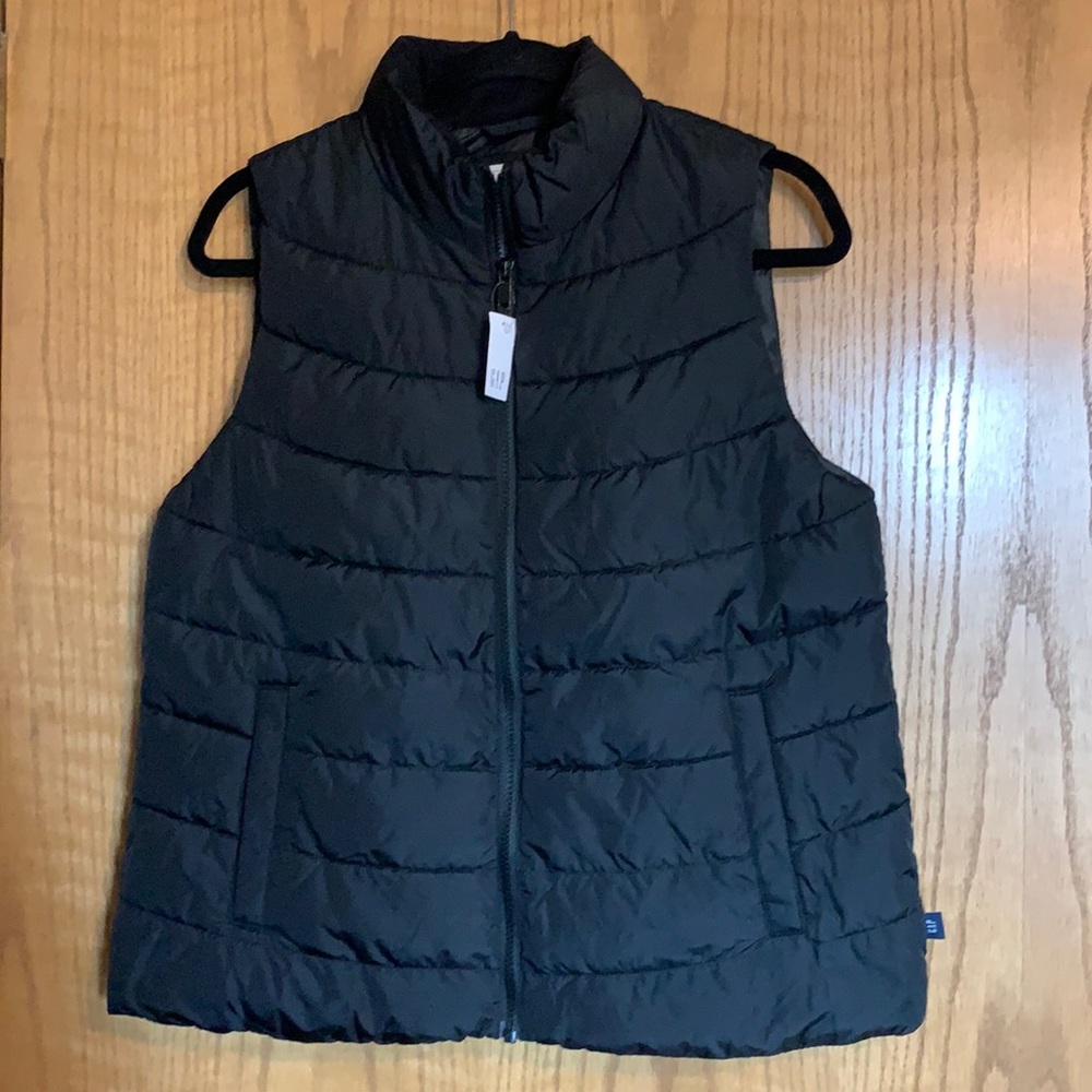 Gap Factory Puffer Vest, M